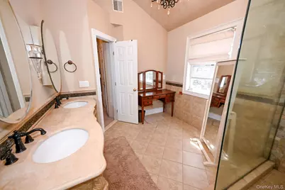 6 Ivy Court, Centereach, NY 11720 - Photo 22