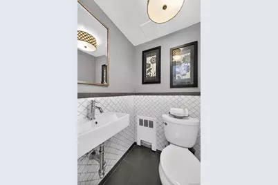 34 Bridge Road, Manhasset, NY 11030 - Photo 16