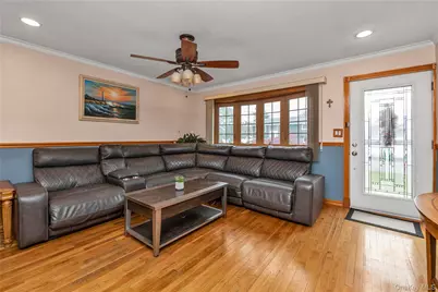 16 W 16th Street, Deer Park, NY 11729 - Photo 4
