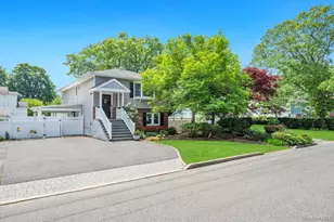 4 Florence St, Nesconset, NY 11767 - Photo 4