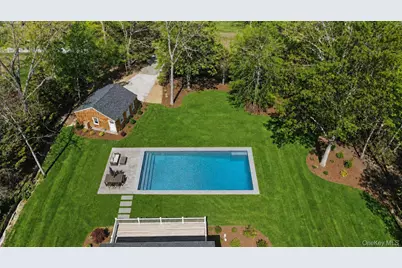 12 Red Creek Road, Hampton Bays, NY 11946 - Photo 4