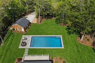 12 Red Creek Rd, Hampton Bays, NY 11946 - Photo 4