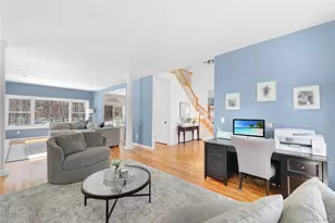 20 Chateau Dr, Manorville, NY 11949 - Photo 8