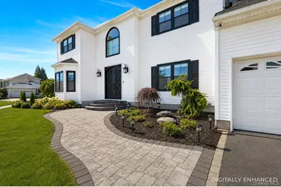 20 Chateau Drive, Manorville, NY 11949 - Photo 4