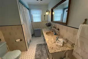 581 Grand Ave, Lindenhurst, NY 11757 - Photo 16