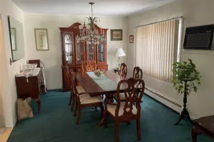 581 Grand Ave, Lindenhurst, NY 11757 - Photo 8