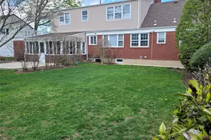 33 Nassau Blvd, West Hempstead, NY 11552 - Photo 12