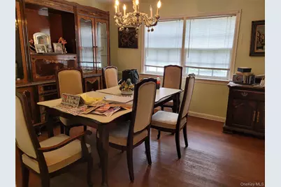 33 Nassau Boulevard, West Hempstead, NY 11552 - Photo 22