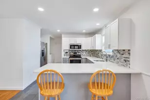 343 Oak Ave, Flanders, NY 11901 - Photo 14