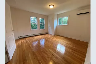 9 Nassau Road #1, Glen Cove, NY 11542 - Photo 6