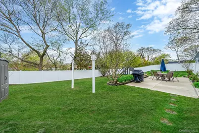 10 Lehigh Lane, Farmingville, NY 11738 - Photo 30