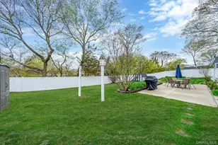 10 Lehigh Ln, Farmingville, NY 11738 - Photo 30