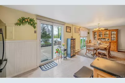 10 Lehigh Lane, Farmingville, NY 11738 - Photo 12