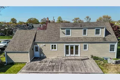 10 Bunny Lane, Amityville, NY 11701 - Photo 28