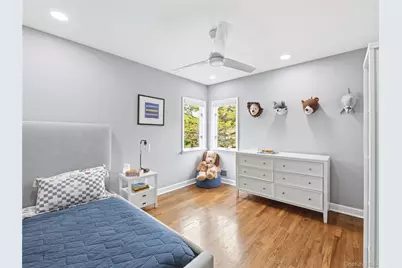 1 White Oak Drive, Port Washington, NY 11050 - Photo 14
