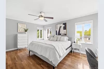 1 White Oak Drive, Port Washington, NY 11050 - Photo 18