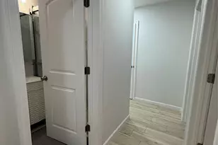 168-47 93rd Ave, Jamaica, NY 11433 - Photo 6