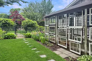 5 Maryland Blvd, Hampton Bays, NY 11946 - Photo 28
