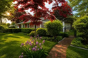 5 Maryland Blvd, Hampton Bays, NY 11946 - Photo 2