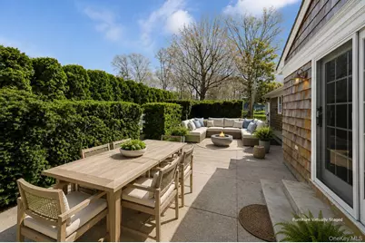 5 Maryland Boulevard, Hampton Bays, NY 11946 - Photo 16