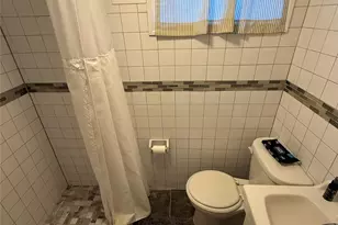 88-02 79th Ave, Glendale, NY 11385 - Photo 14