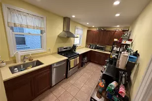 88-02 79th Ave, Glendale, NY 11385 - Photo 8