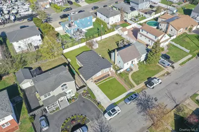 16 Riviera Parkway, Lindenhurst, NY 11757 - Photo 1