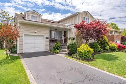 821 Napoleon Street, Woodmere, NY 11598 - Photo 2