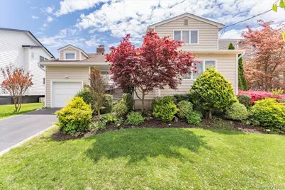 821 Napoleon Street, Woodmere, NY 11598 - Photo 1