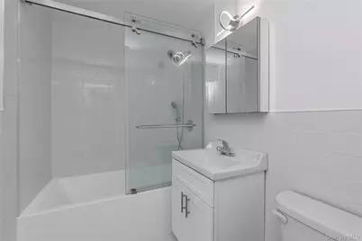 166-25 Powells Cove Boulevard #17G, Whitestone, NY 11357 - Photo 18