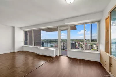 166-25 Powells Cove Boulevard #17G, Whitestone, NY 11357 - Photo 10