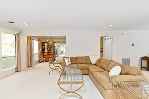 11 Vista Dr, Manorville, NY 11949 - Photo 10