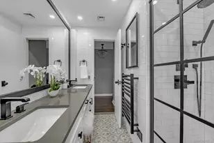 39 Warwick Pl, Port Washington, NY 11050 - Photo 12