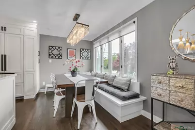 39 Warwick Place, Port Washington, NY 11050 - Photo 6