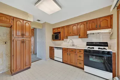 105 Lakewood Drive, Congers, NY 10920 - Photo 10