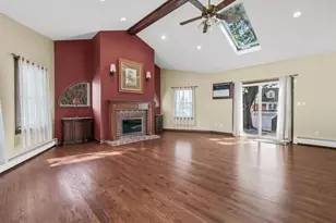 2 Tottenham Pl, New Hyde Park, NY 11040 - Photo 12