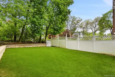 61 Jane Street, Hartsdale, NY 10530 - Photo 22