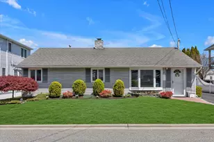 25 Bayview Ave, Babylon, NY 11702 - Photo 2