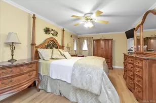 25 Bayview Ave, Babylon, NY 11702 - Photo 12