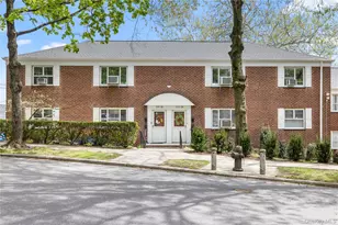 220-04 Stronghurst Ave, Queens Village, NY 11427 - Photo 20