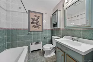 61 Crestwood Dr, Huntington Station, NY 11746 - Photo 14