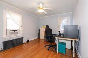 1067 Theodora St, Franklin Square, NY 11010 - Photo 12