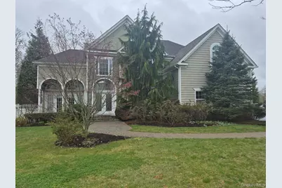 11 Ryan Court, Bohemia, NY 11716 - Photo 1