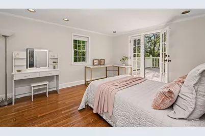 224 Old Colony Road, Hartsdale, NY 10530 - Photo 24