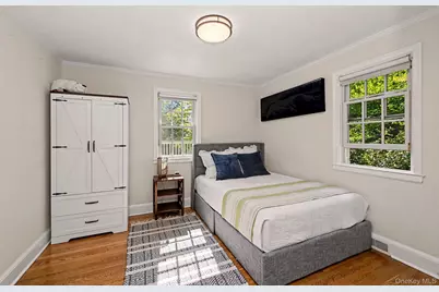224 Old Colony Road, Hartsdale, NY 10530 - Photo 22