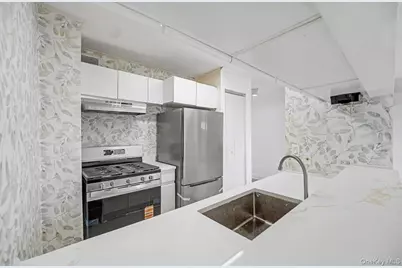 60 Henry Street #15F2, New York, NY 10002 - Photo 12