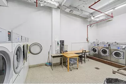 60 Henry Street #15F2, New York, NY 10002 - Photo 18