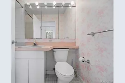 60 Henry Street #15F2, New York, NY 10002 - Photo 16