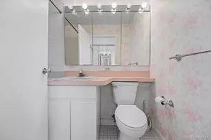 60 Henry St, New York, NY 10002 - Photo 16