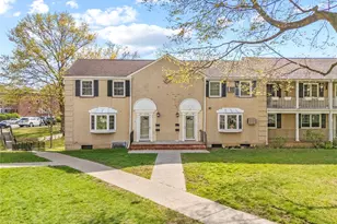 67-46 223rd Pl, Bayside, NY 11364 - Photo 2